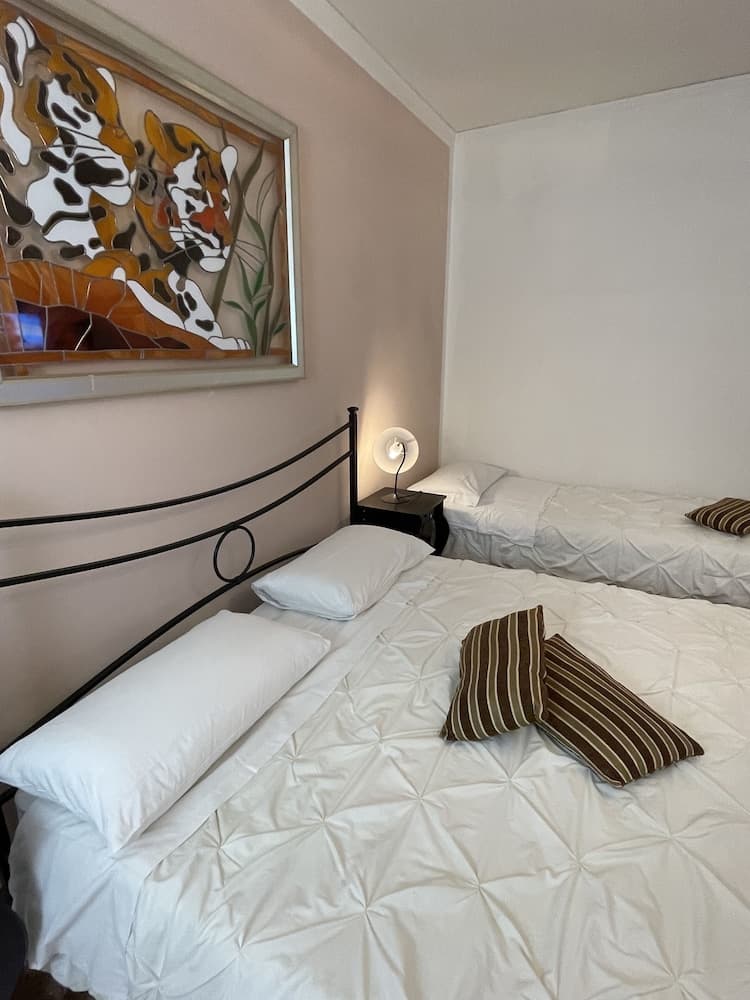 LIONS VENICE Guest House