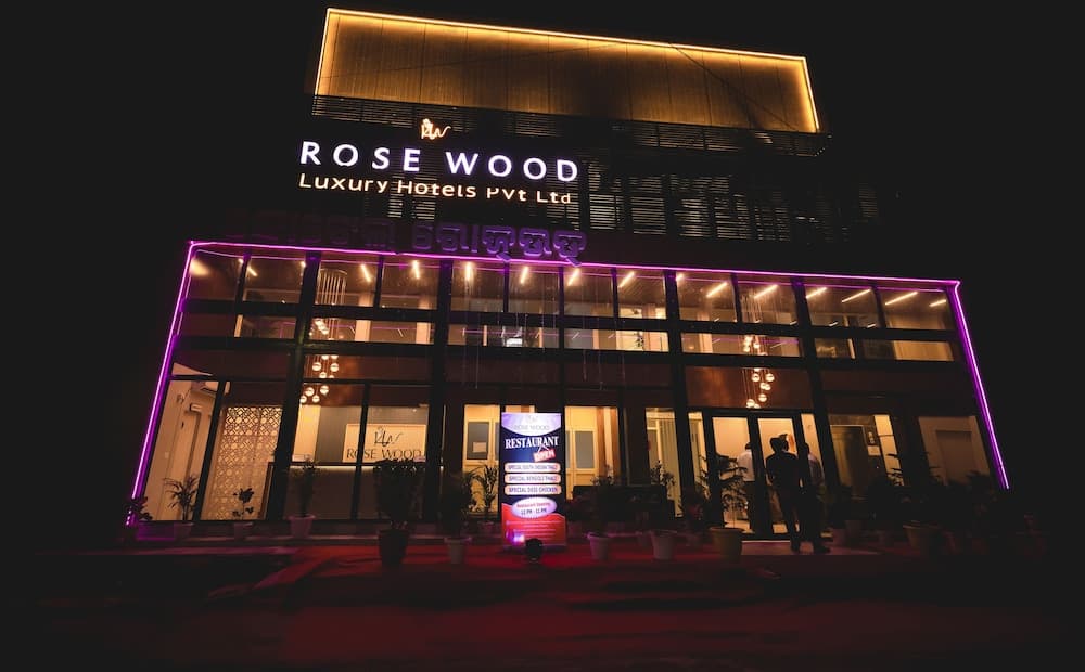 Rosewood Luxury Hotel