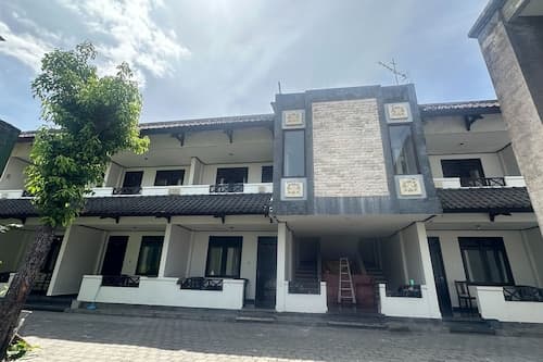 Hotel Warta Sari