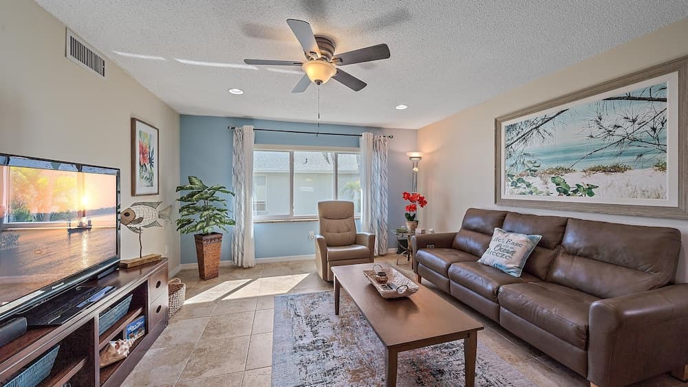 Sea Winds On Siesta 2 Bedroom Condo by RedAwning
