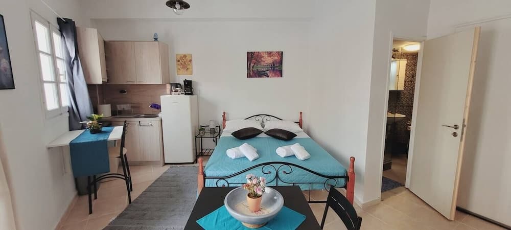 Modern Equipped Studio in Heraklion