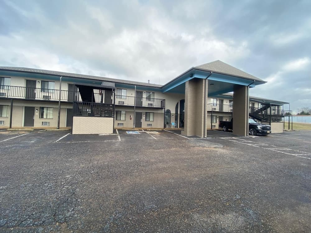 Savannah Lodge
