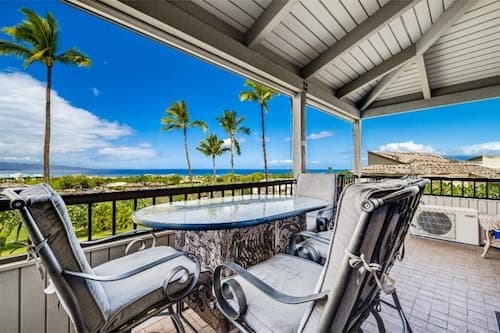 Wailea Ekolu, #312 1 Bedroom Condo by RedAwning