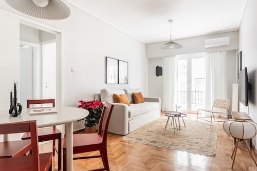 Comfy 1BR Apartment in Ampelokipoi