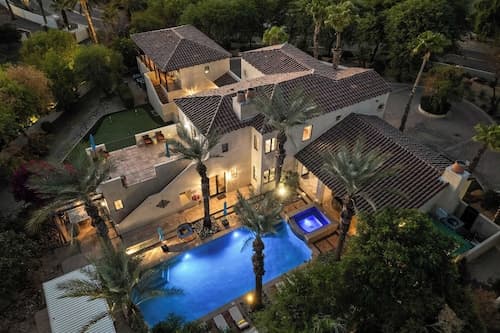 Luxe 7bdr Oasis w/ Pool, Putting Green, Game Room Villa Del Gallo by Avantstay