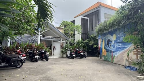 Summer of Surf Hostel Uluwatu