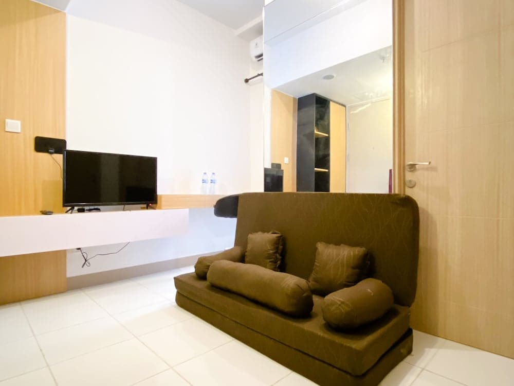 Good Deal And Restful 2Br Apartment Tokyo Riverside Pik 2