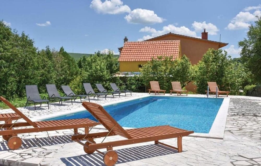 Marija - Rooms With Pool - R3