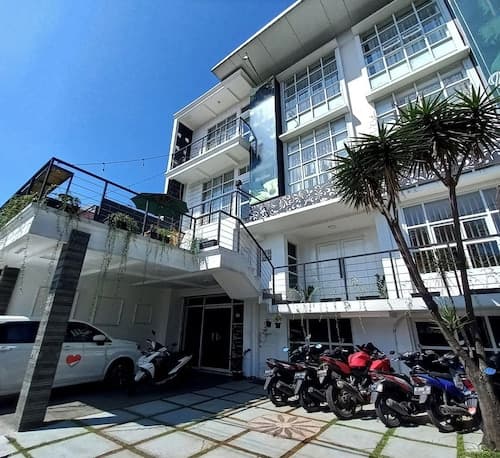 Dinasty Living Guesthouse Syariah