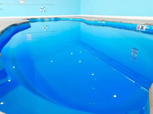Rocky Shores Retreat - Indoor Pool Open