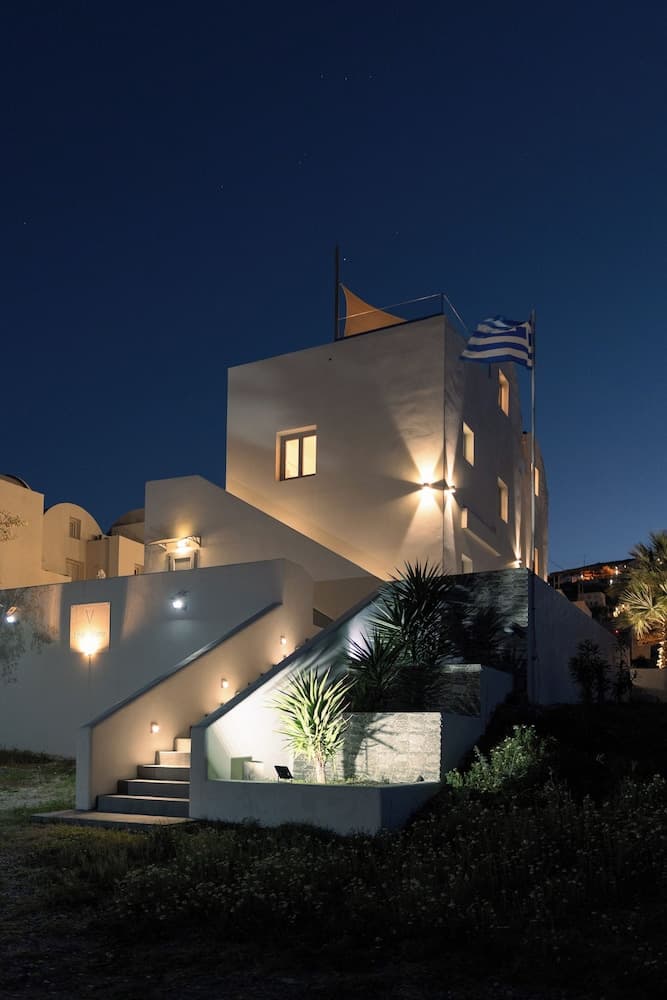 The Vine Suites