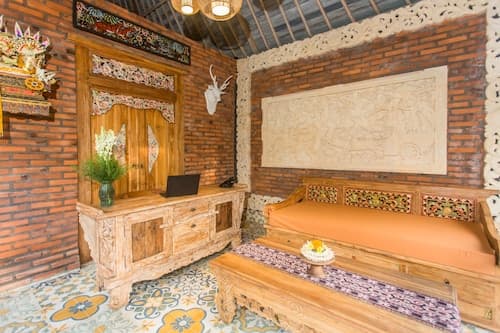 Wooden Ganeca Villas by GenuineHost