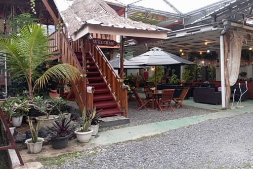 Hotel O Villa Cemara Syariah
