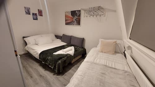 2-bed Apartment Sleeps 7 With Wi-fi