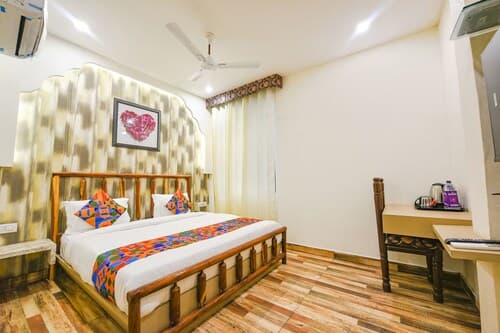 Fabhotel Nirvana Grand By Io