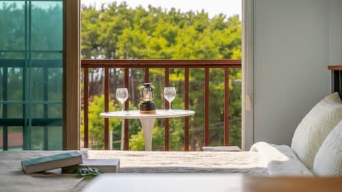 Taean Atirans Beach Pension