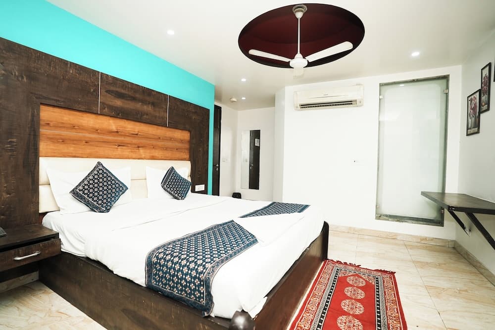 Amour Hotel Delhi Airport