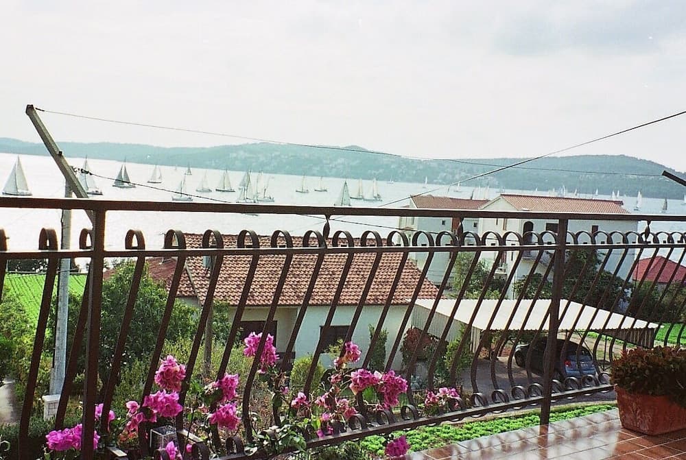 Ante - 60m From the sea - A1