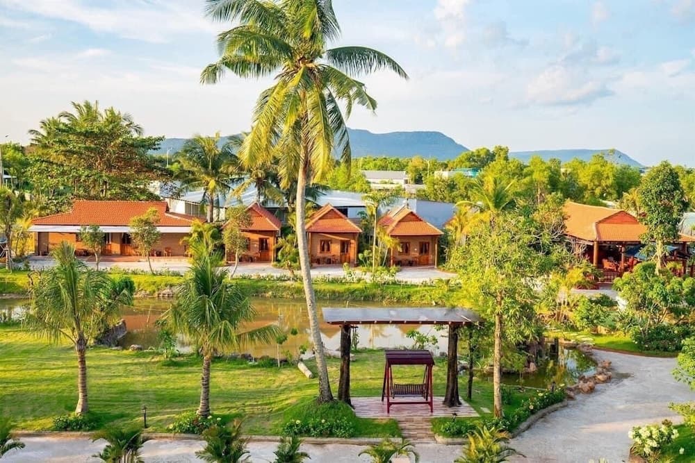 ALPACA RESORTS