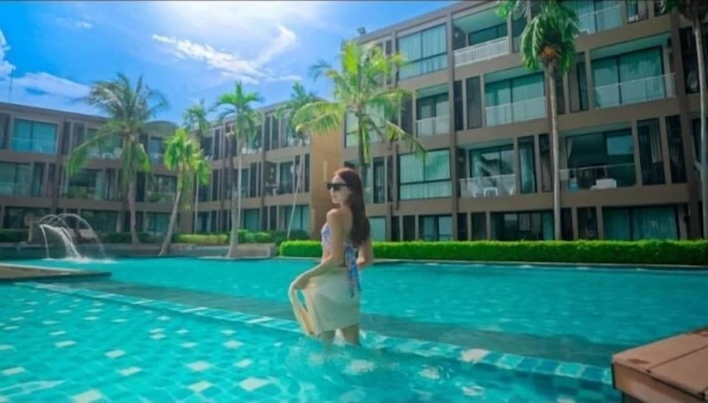 Panwa Beach Side Beachfront