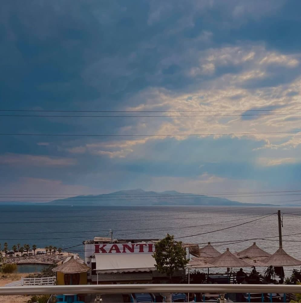 Saranda Exclusive Apartment 3