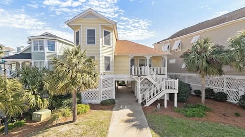 54 Pelican Bay by Avantstay Steps From Beach + Community Pool