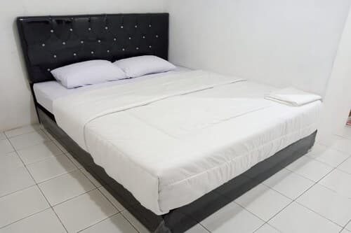Capital O 93728 Guest House Cemara