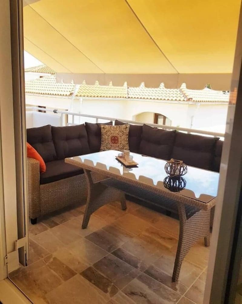 Avres Apartments