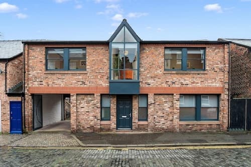 Host Apartments The Coachouse at Pilgrim St