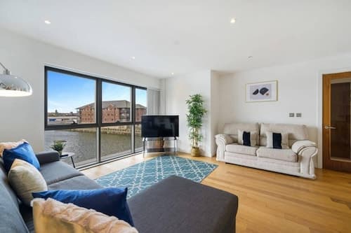 Host Apartments Waterfront View