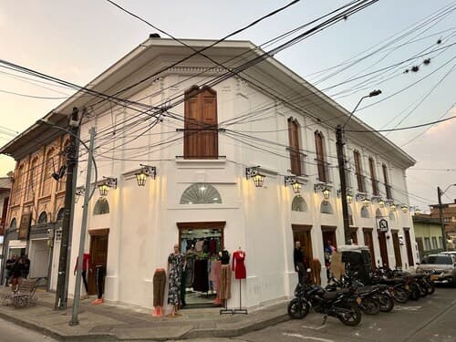 Casa Hotel Real