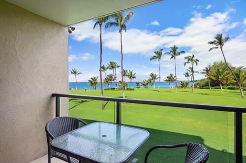 Kihei Surfside, #213 1 Bedroom Condo by RedAwning