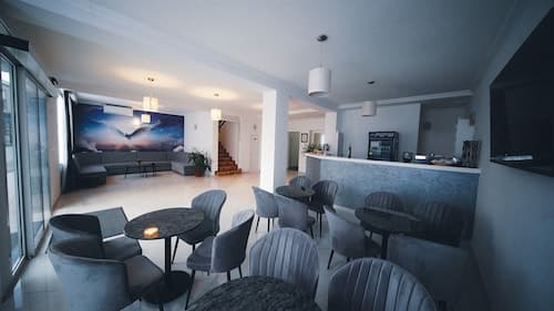 Hotel DAMAR