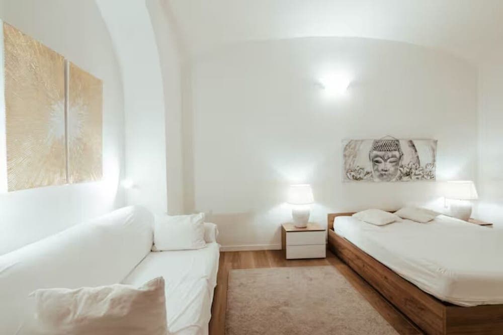 Vatican home for seven people
