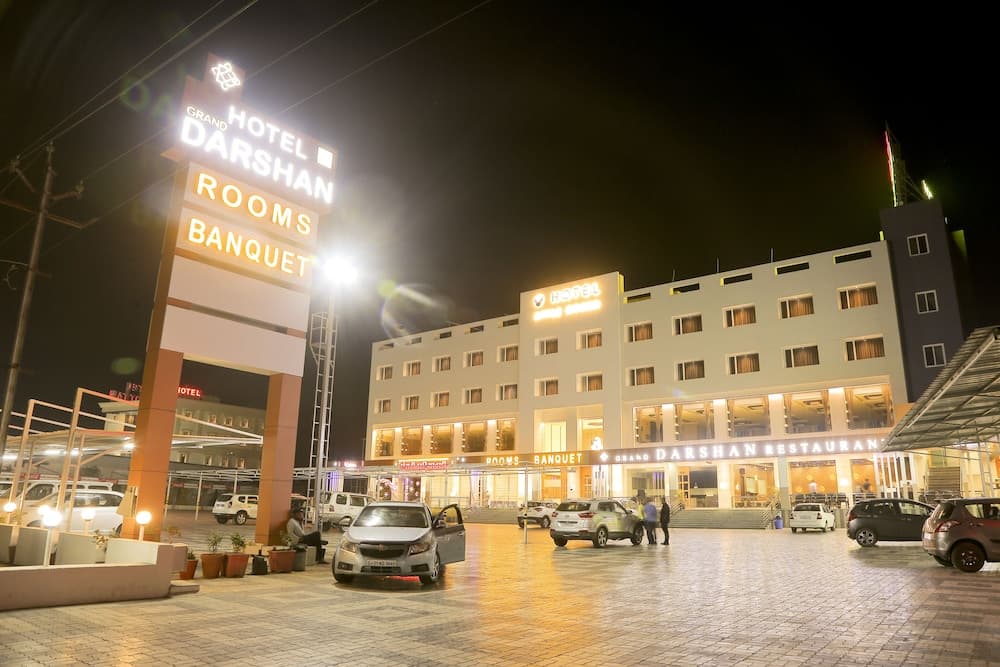Hotel Grand Darshan Vadodara