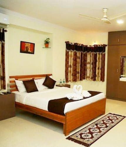 Fabexpress Mann Pasand Inn