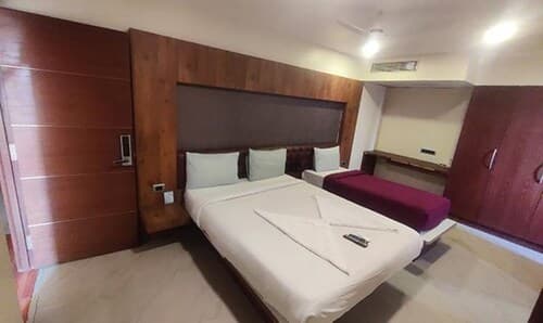Fabhotel Adya Classic