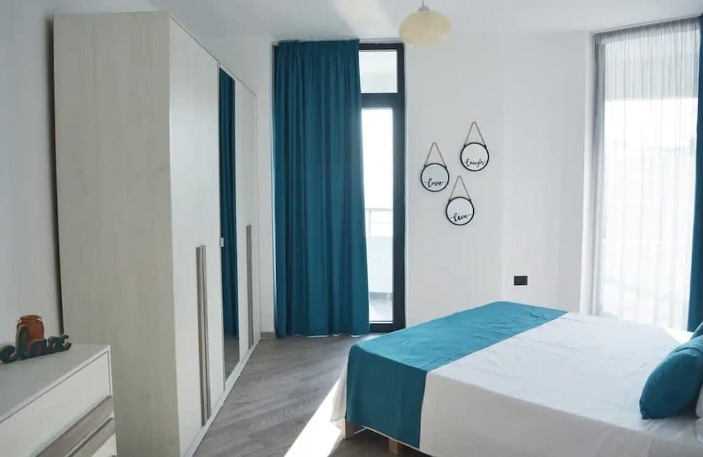 By the Sea Luxurious2