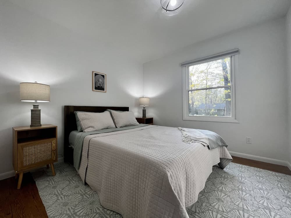 4BDR Long Lake Peninsula Home 7967