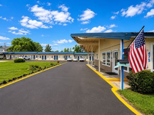 Royal Gateway Motel