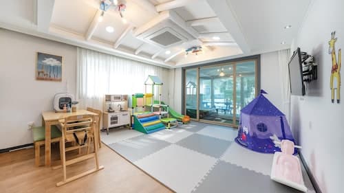 Yeosu Bebeolleh Pension
