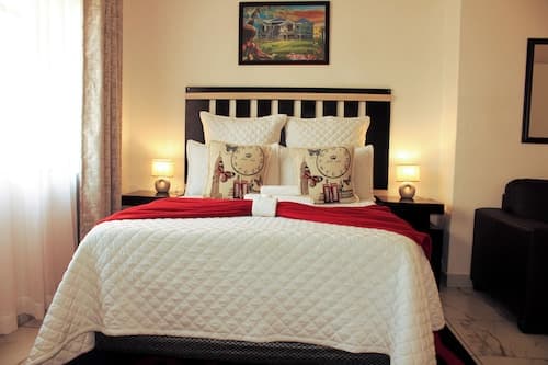 Meredale Lodge