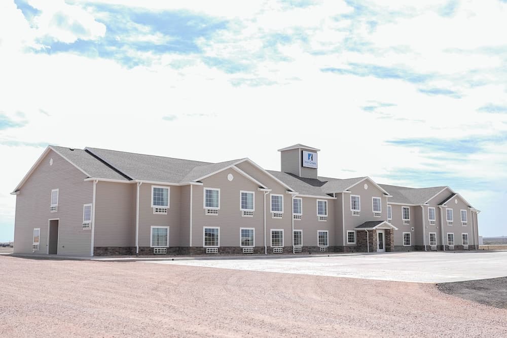 Iron Creek Inn & Suites
