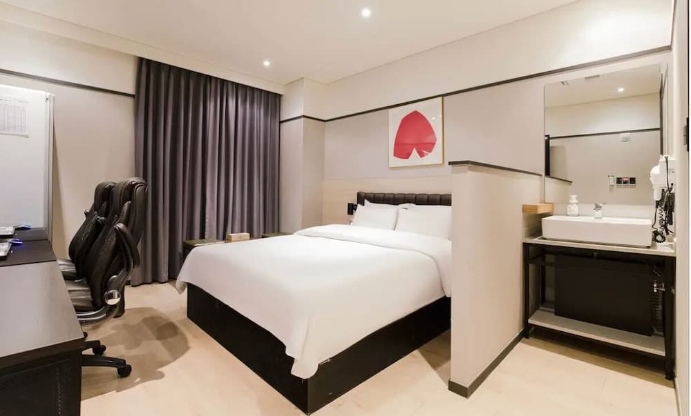 BROWNDOT HOTEL NONHYEON SORAEPOGU