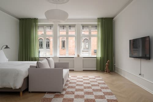 Luxurious apartment by Rådhuspladsen