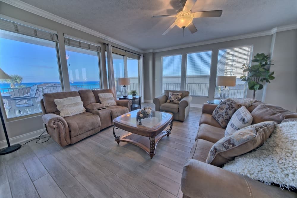 Modern Oceanfront Retreat, Spacious Balcony - 0207 3 Bedroom Condo by RedAwning