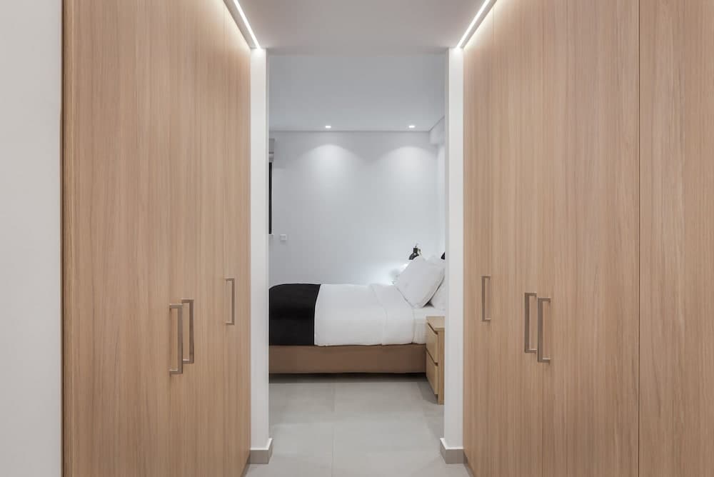 Athenian Riviera Secluded Apartment