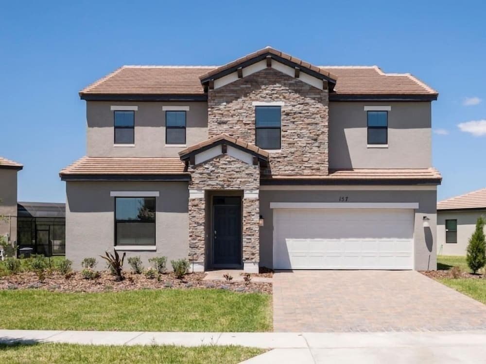Beautiful 6 Bed Pool Home Balmoral Resort-6sltsfp2 6 Bedroom Home by RedAwning