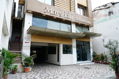 Marshall The Hotel