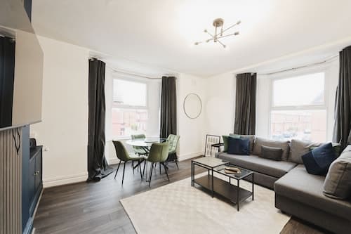Garmoyle Road Flat 2